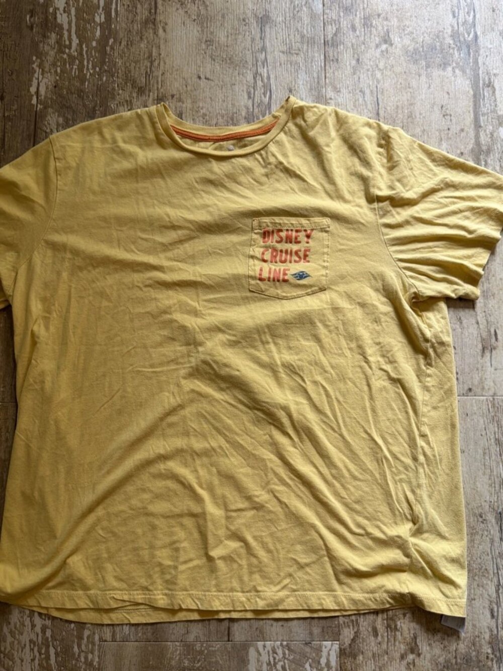 DISNEY Cruise Line Double Side Travel Post Yellow Pocket Tee Adult XL